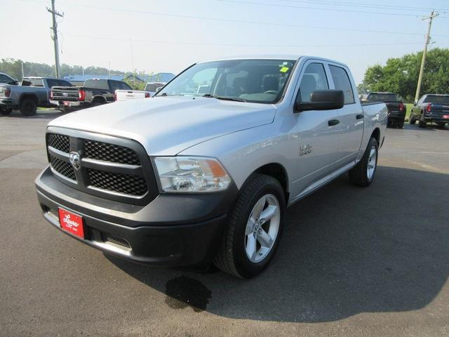 Photo of 2017 Bright Silver Clearcoat Metallic RAM 1500
