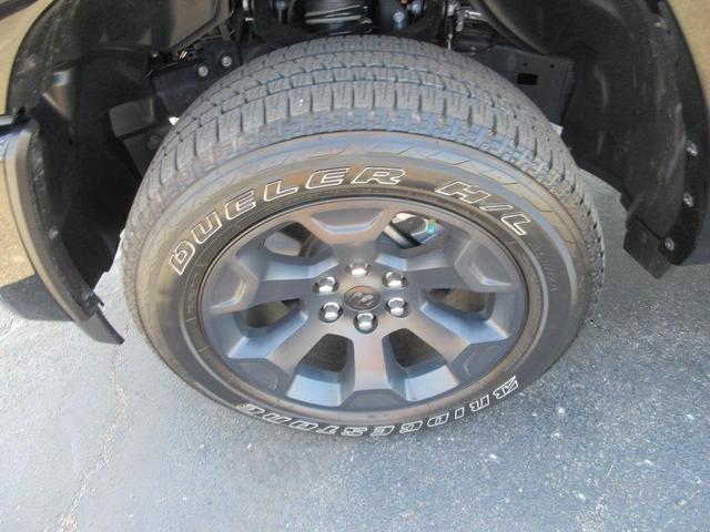 Photo of 2025 Diamond Black RAM 1500