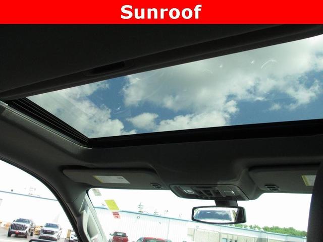 Photo of 2022 White Frost Tri-Coat GMC Sierra 1500 Limited