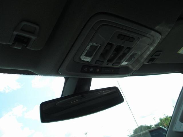 Photo of 2022 White Frost Tri-Coat GMC Sierra 1500 Limited