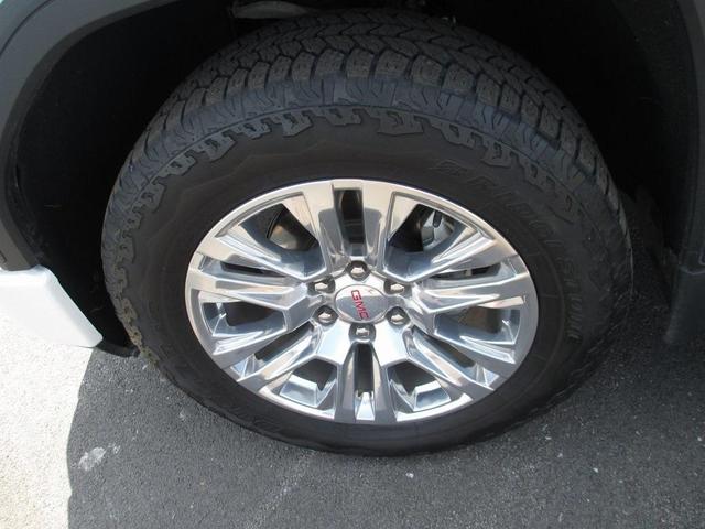 Photo of 2022 White Frost Tri-Coat GMC Sierra 1500 Limited