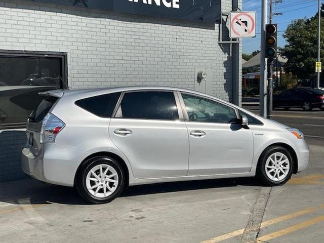 Photo of 2012  Toyota Prius v