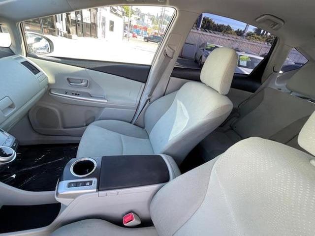 Photo of 2012  Toyota Prius v