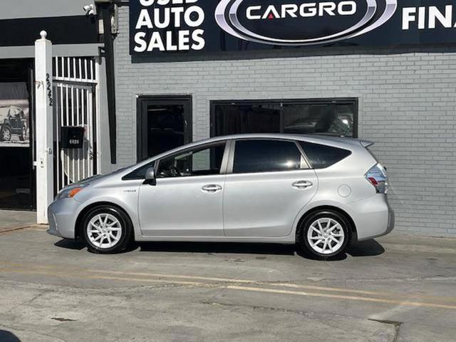 Photo of 2012  Toyota Prius v