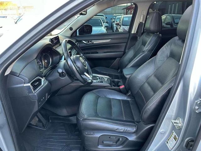 Photo of 2018 Sonic Silver Metallic Mazda CX-5