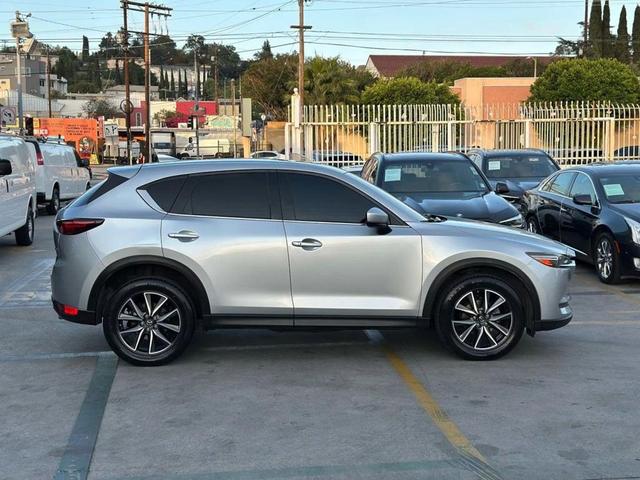 Photo of 2018 Sonic Silver Metallic Mazda CX-5