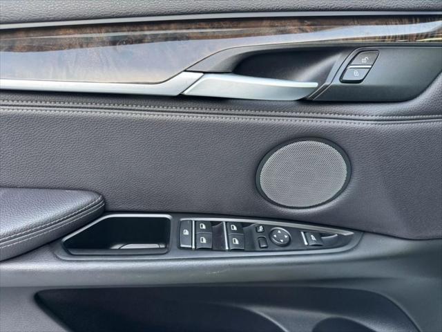 Photo of 2018 White BMW X5 eDrive