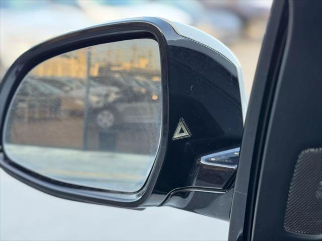 Photo of 2018 White BMW X5 eDrive