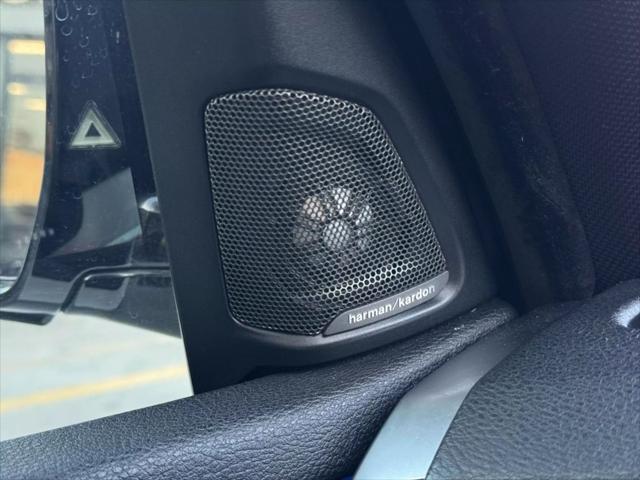 Photo of 2018 White BMW X5 eDrive