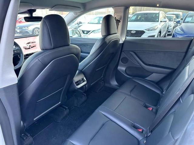 Photo of 2022 Pearl White Multi-Coat Tesla Model Y