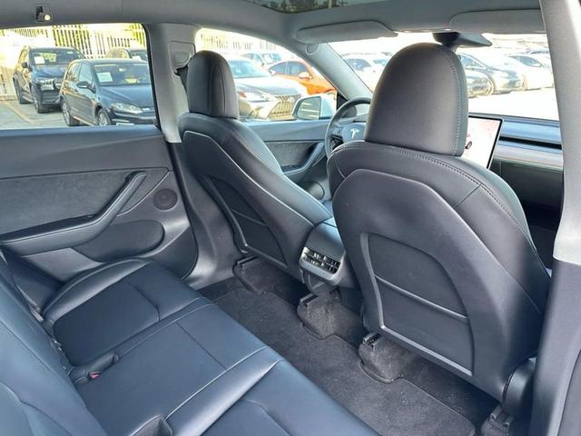 Photo of 2022 Pearl White Multi-Coat Tesla Model Y