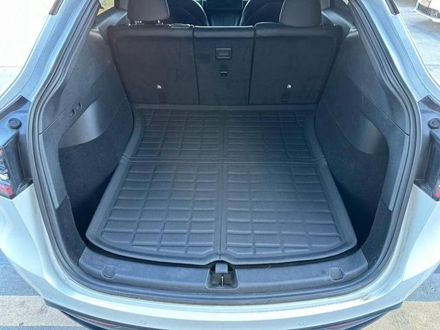 Photo of 2022 Pearl White Multi-Coat Tesla Model Y