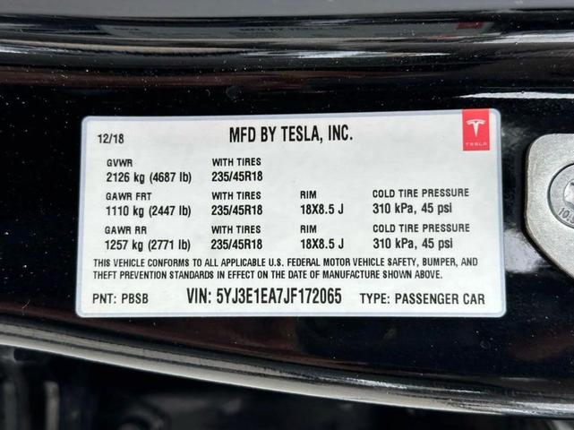 Photo of 2018 Black Tesla Model 3