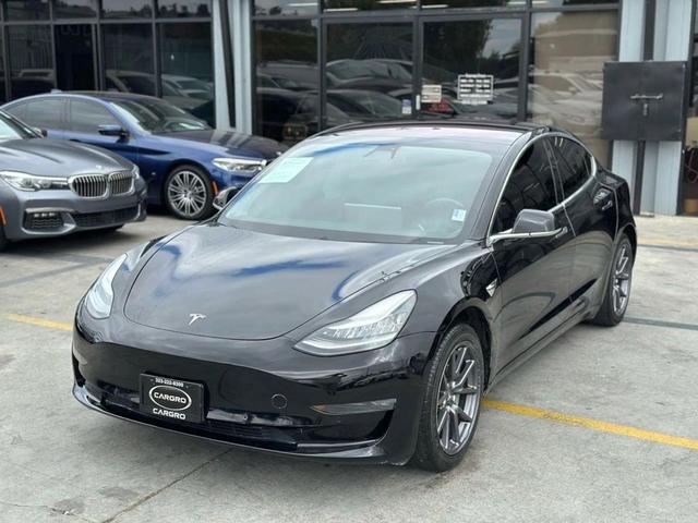 Photo of 2018 Black Tesla Model 3