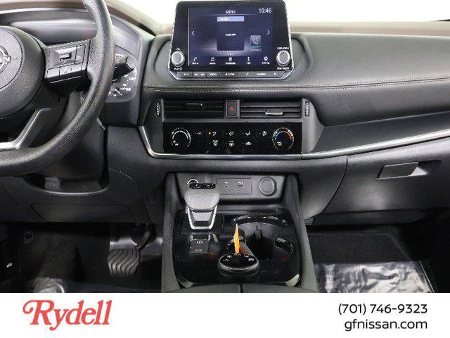 Photo of 2022 Scarlet Ember Tintcoat Nissan Rogue