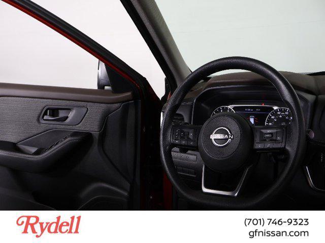 Photo of 2022 Scarlet Ember Tintcoat Nissan Rogue