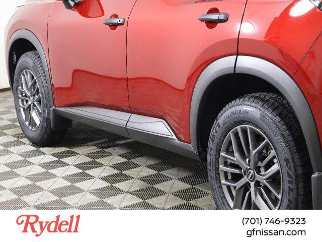 Photo of 2022 Scarlet Ember Tintcoat Nissan Rogue