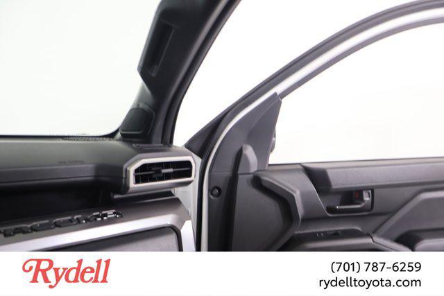 Photo of 2025 Ice Cap Toyota Tacoma