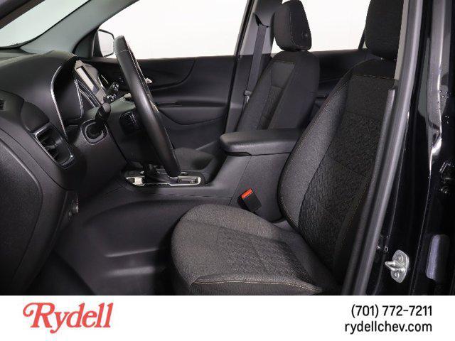 Photo of 2022 Mosaic Black Metallic Chevrolet Equinox