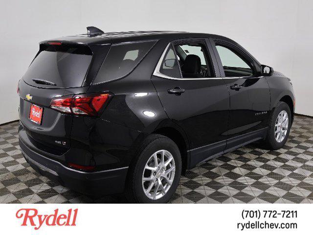 Photo of 2022 Mosaic Black Metallic Chevrolet Equinox