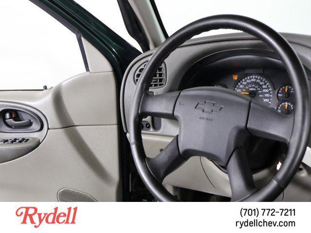 Photo of 2003 Dark Green Metallic Chevrolet Trailblazer