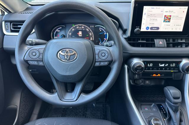 Photo of 2025 0040 Toyota RAV4 Hybrid