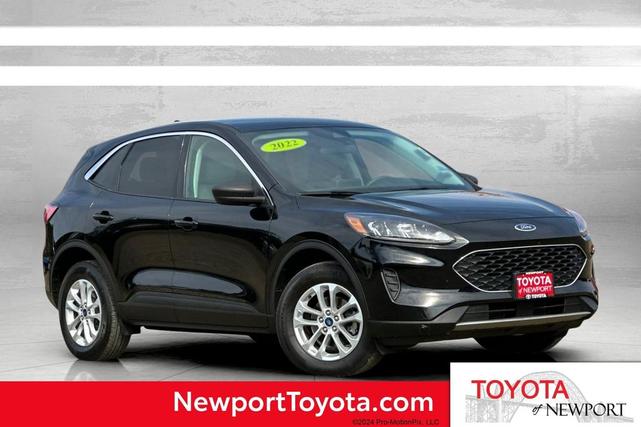 Photo of 2022 Agate Black Metallic Ford Escape