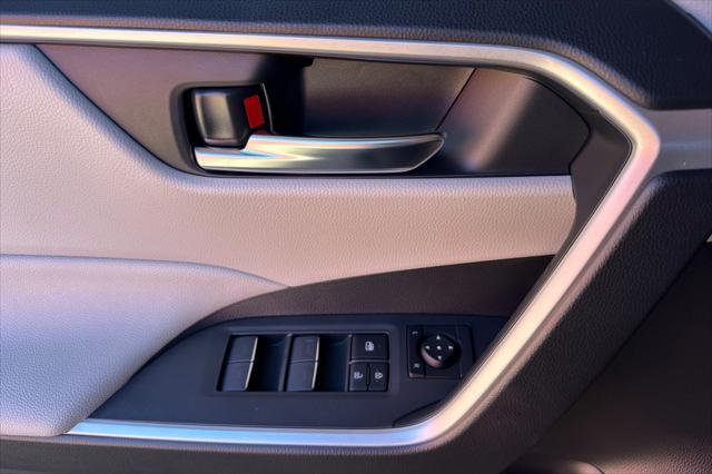 Photo of 2025 03t3 Toyota RAV4 Hybrid