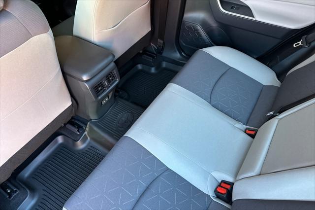 Photo of 2025 03t3 Toyota RAV4 Hybrid