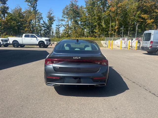 Photo of 2024 Gravity Gray Kia K5