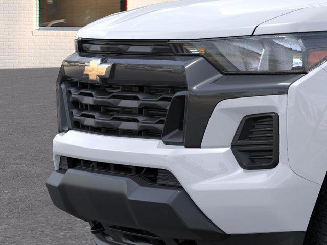 Photo of 2026 Summit White Chevrolet Colorado