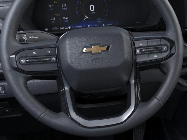 Photo of 2026 Summit White Chevrolet Colorado