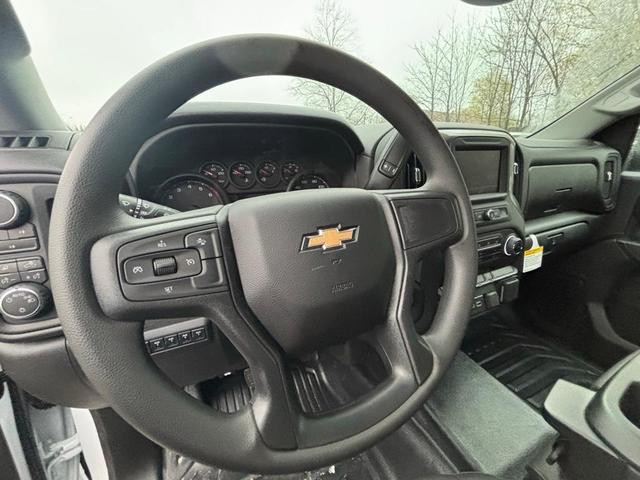 Photo of 2025 Summit White Chevrolet Silverado 2500