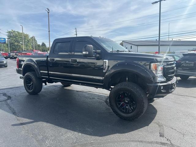 Photo of 2022 Agate Black Metallic Ford F-250