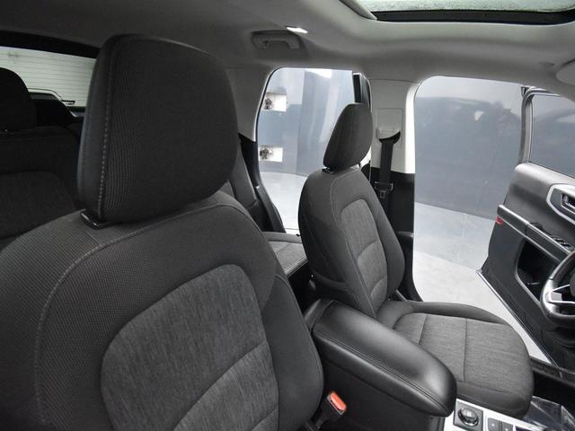 Photo of 2021 Alto Blue Metallic Tinted Clearcoat Ford Bronco Sport