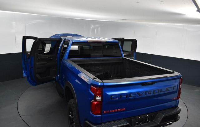 Photo of 2022 Glacier Blue Metallic Chevrolet Silverado 1500