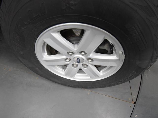 Photo of 2023 Oxford White Ford F-150