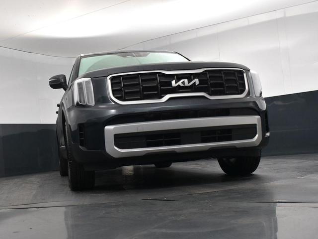 Photo of 2024 Gravity Gray Kia Telluride