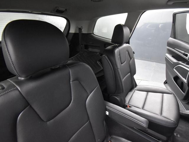 Photo of 2024 Gravity Gray Kia Telluride