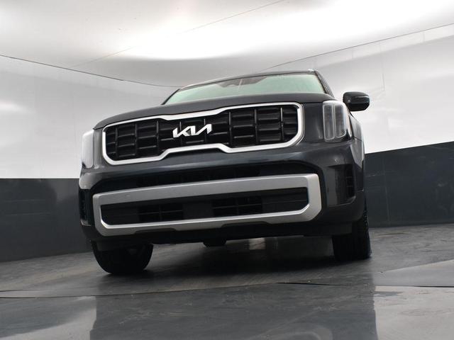 Photo of 2024 Gravity Gray Kia Telluride