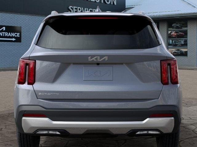 Photo of 2025 Everlasting Silver Kia Sorento