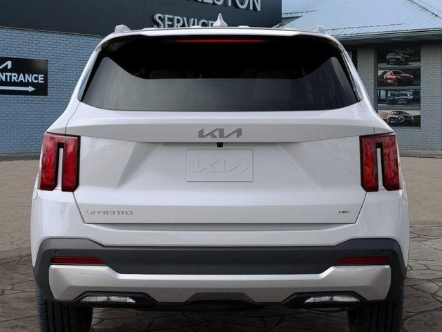 Photo of 2025 Snow White Pearl Kia Sorento Hybrid