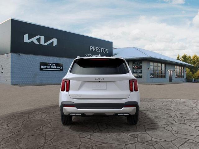 Photo of 2025 Snow White Pearl Kia Sorento Hybrid