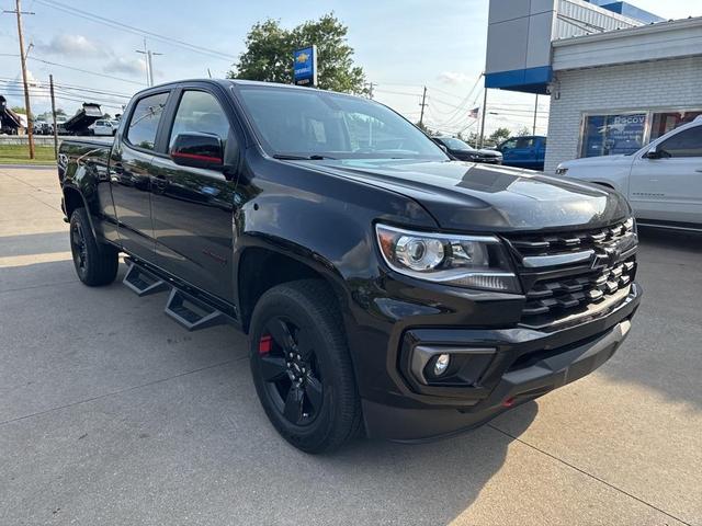 Photo of 2022 Black Chevrolet Colorado