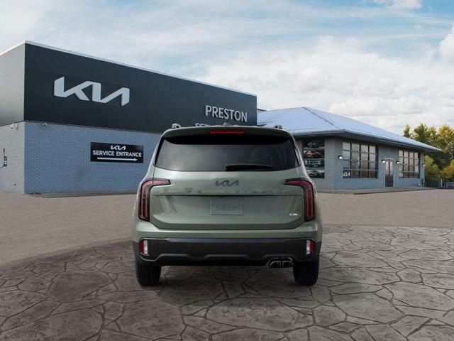 Photo of 2025 Green Kia Telluride