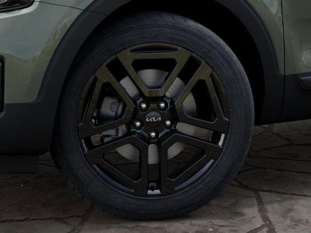 Photo of 2025 Green Kia Telluride