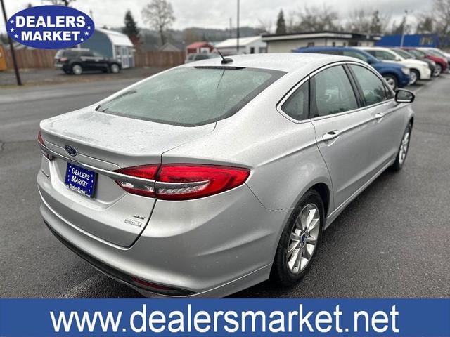 Photo of 2017 Ingot Silver Ford Fusion