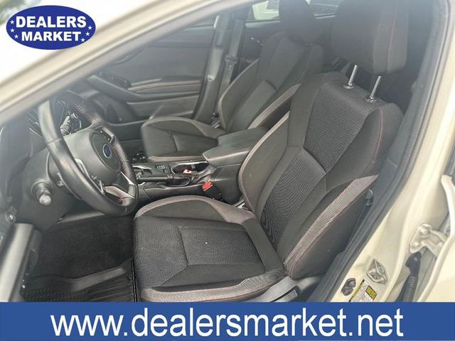 Photo of 2019 Crystal White Pearl Subaru Impreza