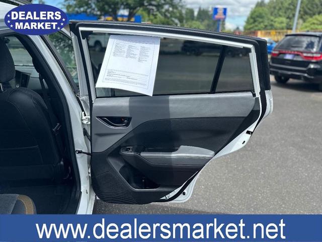 Photo of 2024 Crystal White Pearl Subaru Crosstrek