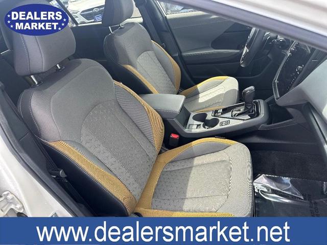 Photo of 2024 Crystal White Pearl Subaru Crosstrek